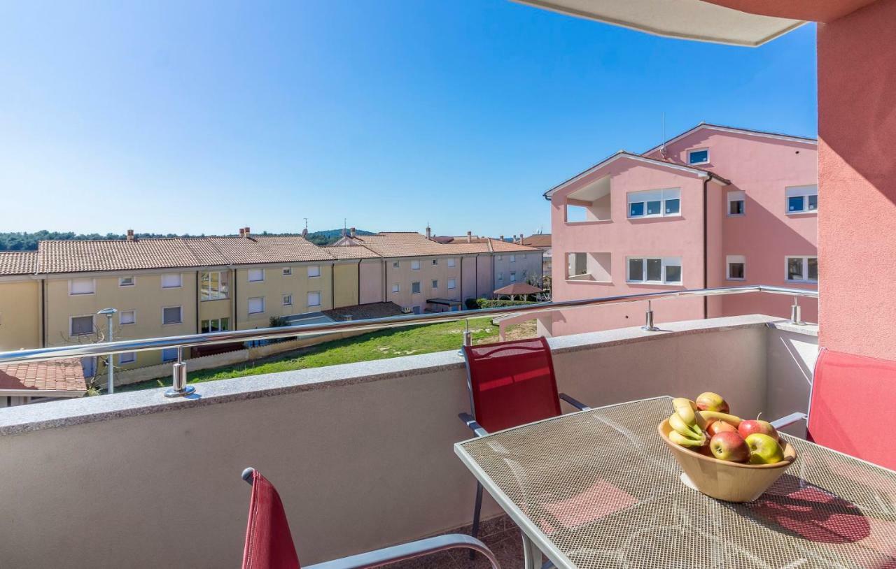 Apartman Kp Medulin Exteriör bild